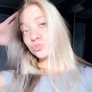 Meet your Posher, Alyssa